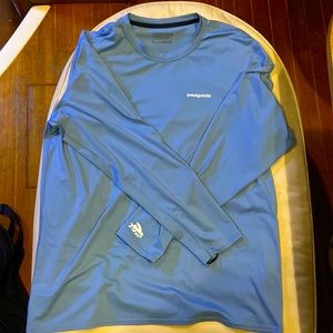 Patagonia mens long sleeve L